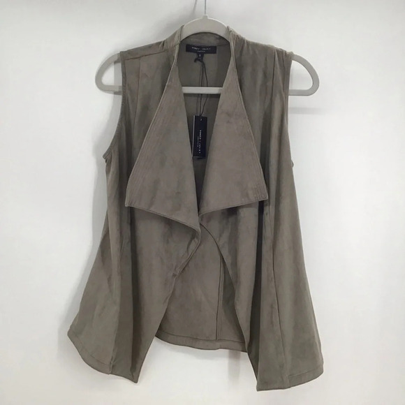 Romeo & Juliet Couture Women’s Faux Suede Open Vest NWT Size S - Picture 2 of 9